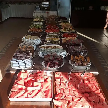 호텔 Gloriatibi Bizimtepe 2*