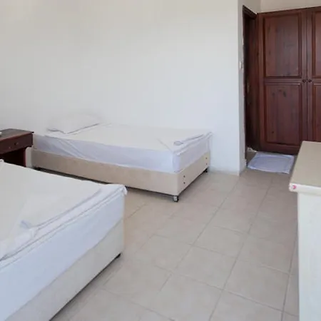 Gloriatibi Bizimtepe Otel 2*